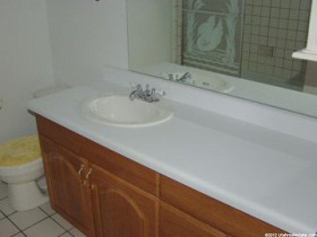 8252 Escalante Dr, Sandy, UT 84093 — photo 6