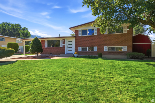 3046 E 7110 S, Cottonwood Heights UT 84121
