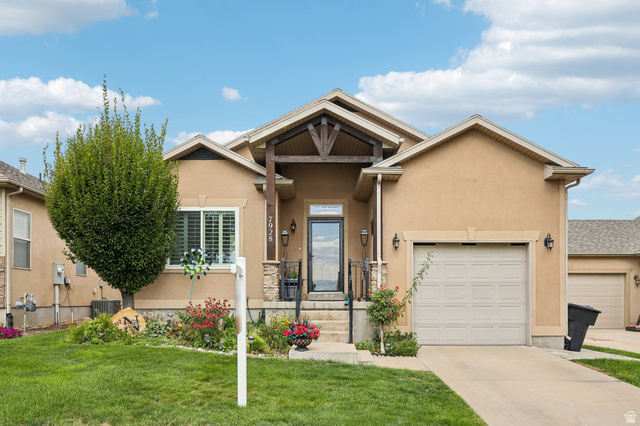 7928 S Ranchhand Rd
                     MLS #2181631