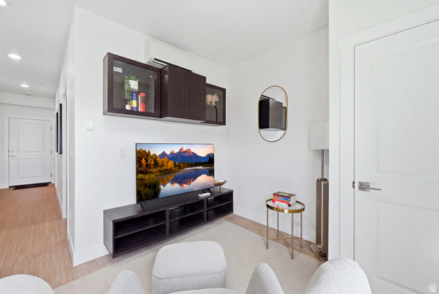 2085 N MAIN ST #103, Sunset UT 84015
