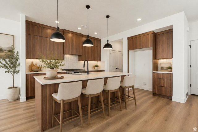6899 W GRAVEL CROSS WAY #288, West Jordan UT 84081