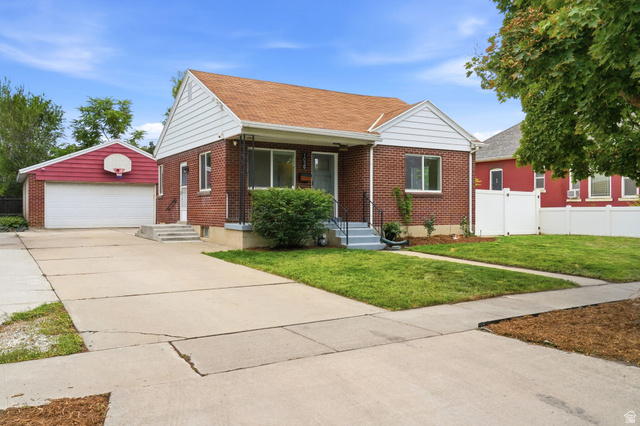 1039 W 800 N, Salt Lake City UT 84116