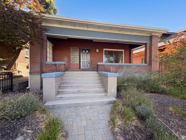 384 E ST, Salt Lake City UT 84103