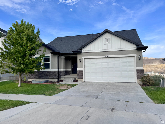 16371 S COUPLER LN, Bluffdale UT 84065