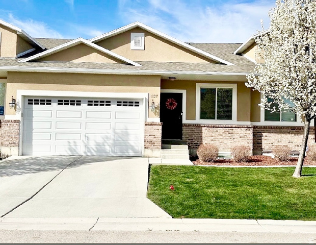 137 E 650 S
                     MLS #2182130