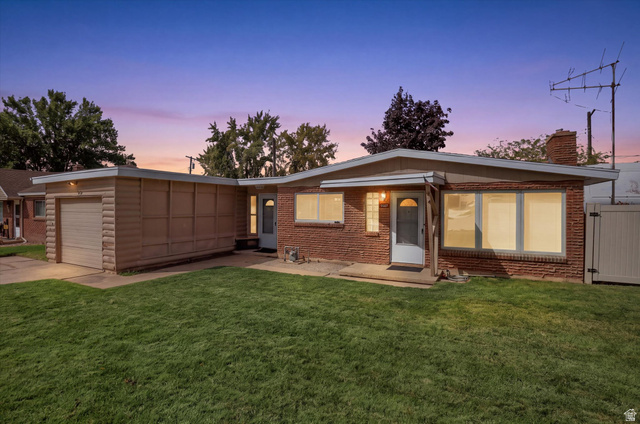 5507 S 2425 W
                     MLS #2182147