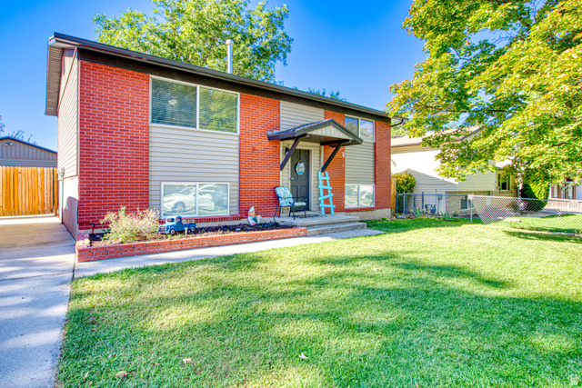 597 W 1750 N
                     MLS #2182158