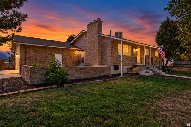 6015 S Don Quixote Dr
                     MLS #2182175