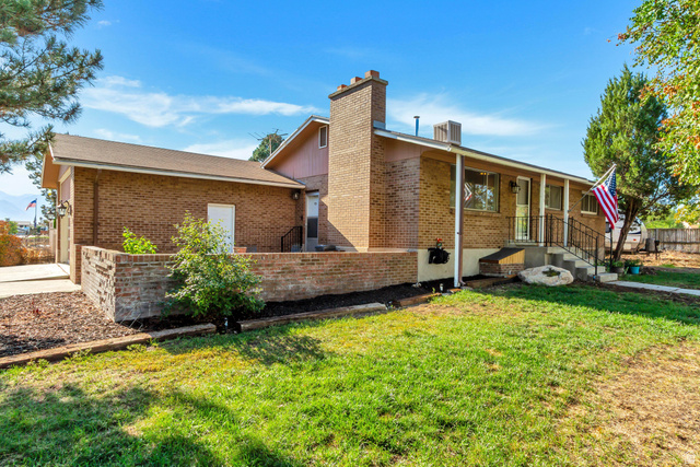 6015 S Don Quixote Dr
                     MLS #2182175