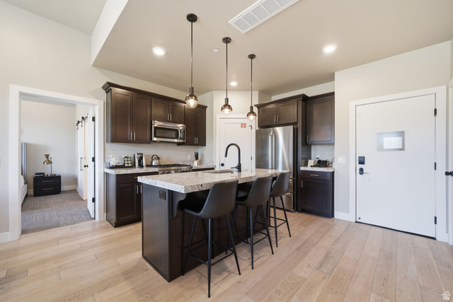 909 W Peace Tree Trl #409
                     MLS #2182190