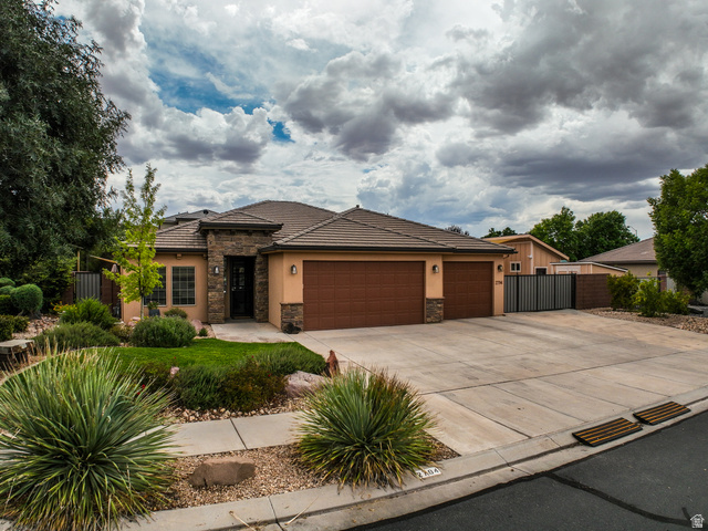 2794 E Carmine Dr #lot 65
                     MLS #2182194