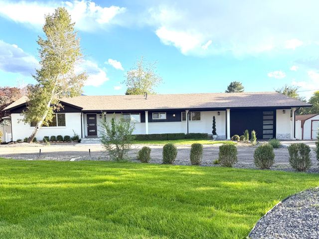 3332 E Fort Union Blvd
                     MLS #2182358