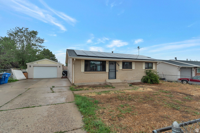7466 W Washington Rd
                     MLS #2182429