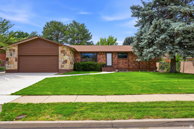 7472 S WATERLOO CIR, West Jordan UT 84084