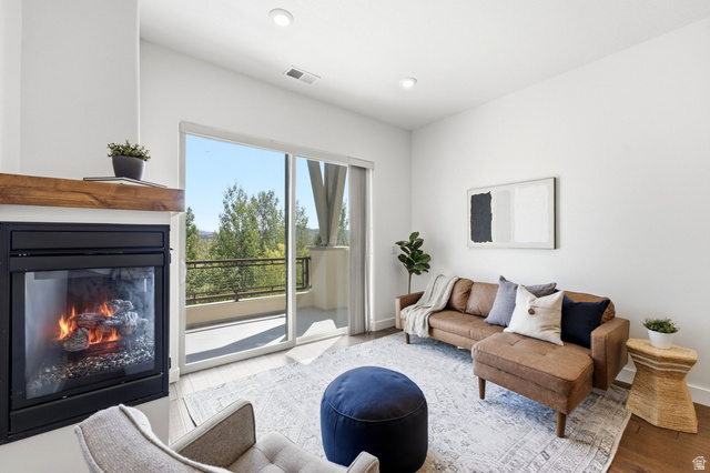 6169  Park Ln #48
                     MLS #2182471