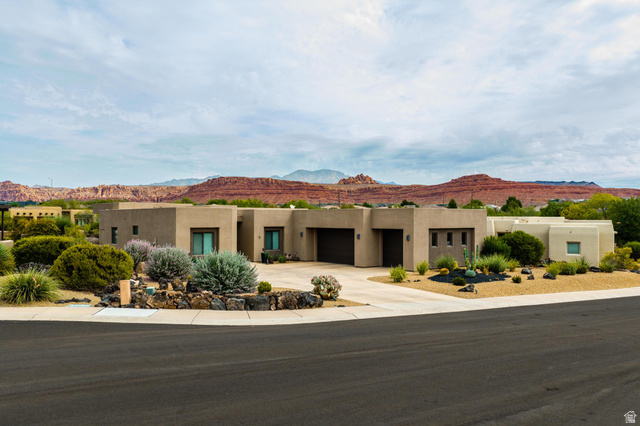 18  Boulder Cir
                     MLS #2182474