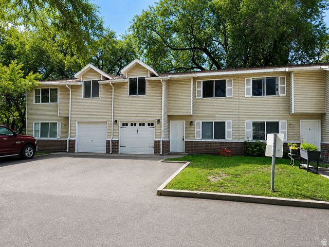 558 N Redwood Rd #3
                     MLS #2182528