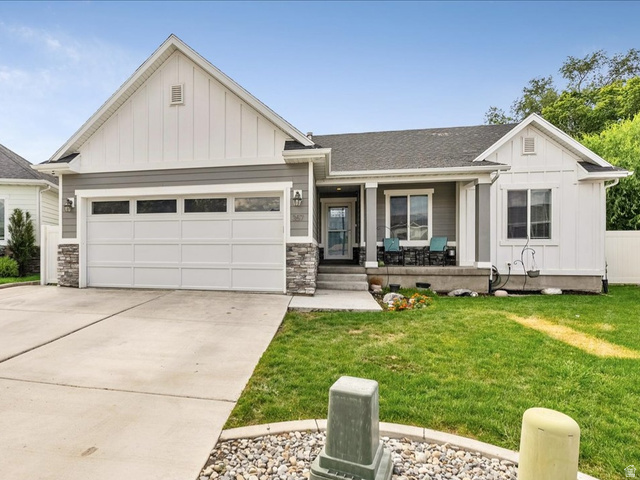 Main photo for 357 N Walnut Ct