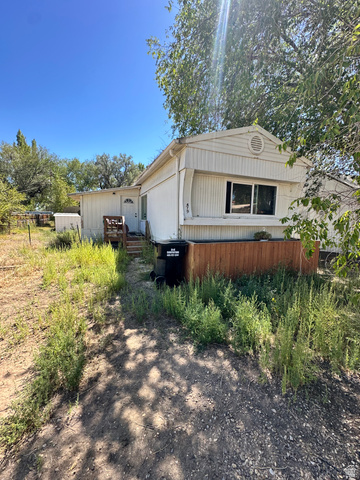 Main photo for 470 E Main St