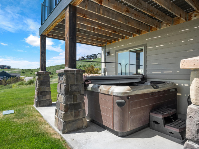 68 Hawksbeard Cir