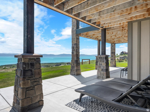 68 Hawksbeard Cir