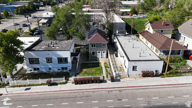 420  20th St
                     MLS #2182680