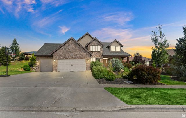 Main photo for 6360 N Willow Creek Rd