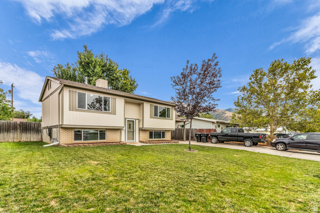 337 S 400 W
                     MLS #2182882