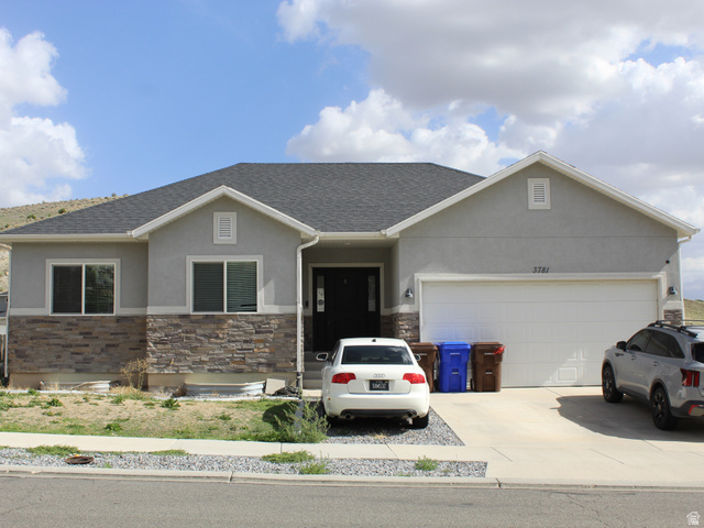 3781 E Pawnee Rd
                     MLS #2182905