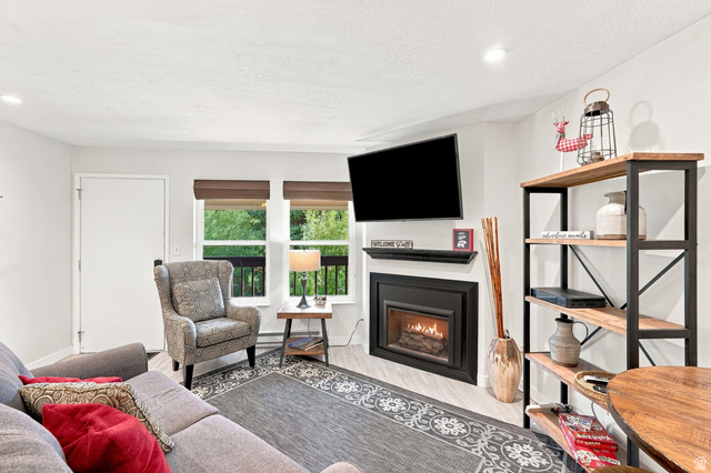 3615 N Wolf Lodge Dr #807
                     MLS #2182915