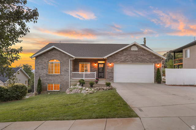 1440  Sheridan Dr
                     MLS #2183059