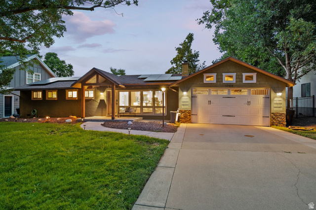 1709 E Meadowmoor Rd
                     MLS #2183061