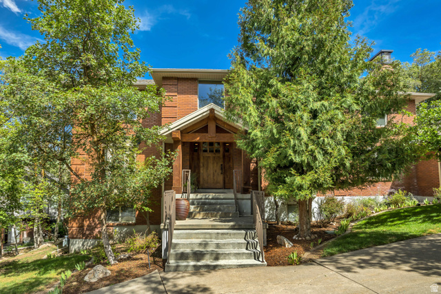 2745  Cave Hollow Way
                     MLS #2183137