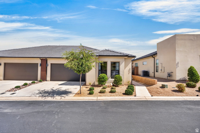 4815 S Wallace Dr
                     MLS #2183174