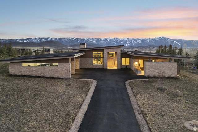 2636  Saddlehorn Dr
                     MLS #2183325