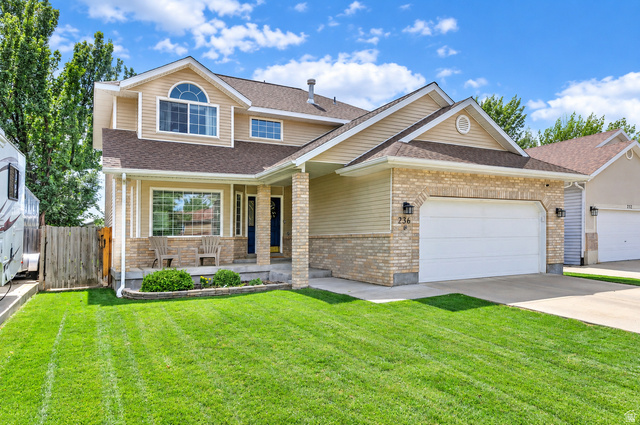 236 E Ashbrook Cir
                     MLS #2183470