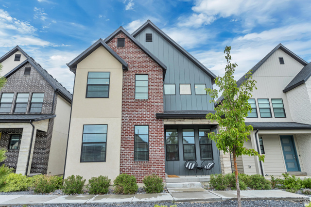 3123 N 325 E
                     MLS #2183505