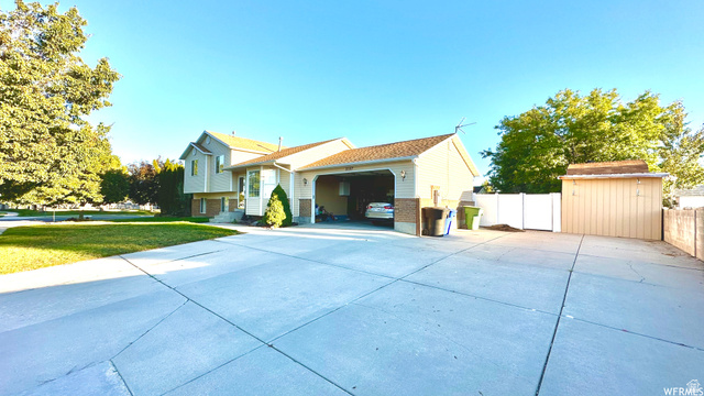 5197 W Eclipse Dr
                     MLS #2183582