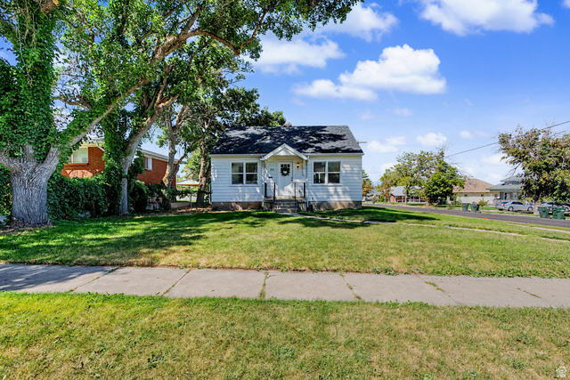 199 N Pinehurst Ave
                     MLS #2183640
