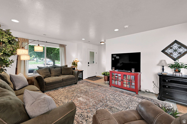 Property in South Weber - View 9