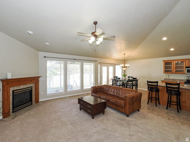 9079 S Wisteria Way W, West Jordan, UT 84081, photo 5