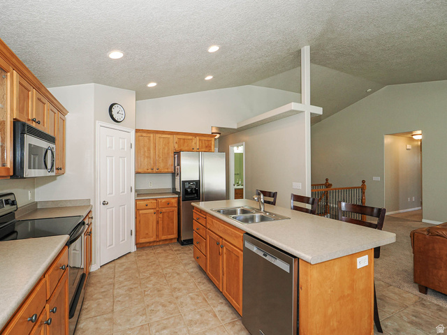 9079 S Wisteria Way W, West Jordan, UT 84081, photo 10