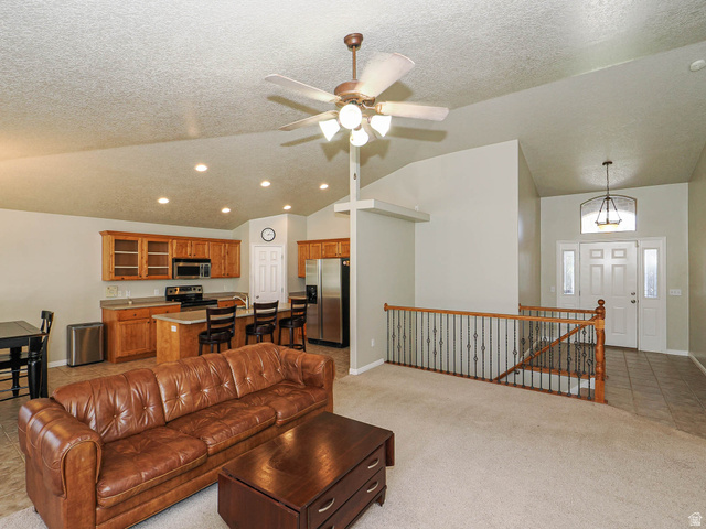 9079 S Wisteria Way W, West Jordan, UT 84081, photo 6