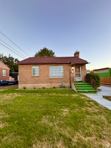 120 E 400 S
                     MLS #2183857
