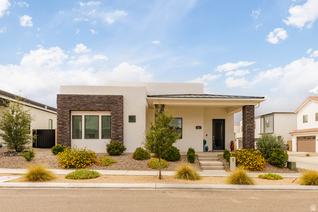 5806 S Garnet Dr
                     MLS #2183858