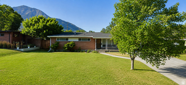 3242 E Bon View Dr
                     MLS #2183933