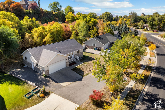 838 E Mountain Rd
                     MLS #2184001