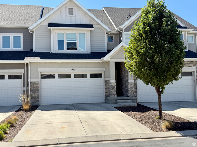 2433 W Wysteria Dr
                     MLS #2184007