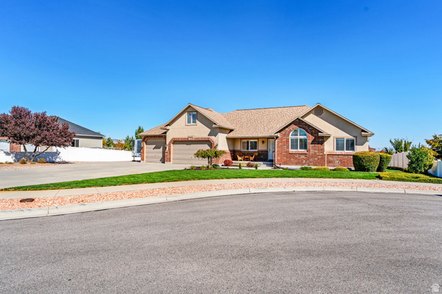 4838 W Cherry Laurel Ln
                     MLS #2184010