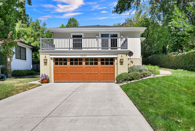 1201 E Gilmer Dr
                     MLS #2184167
